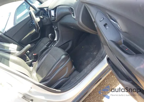 2018 Chevrolet Trax Lt z USA, uszkodzony, nr VIN 3GNCJLSB5JL221177